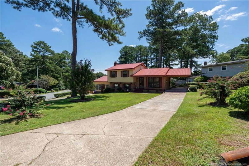 701 Edgehill Rd, Fayetteville, NC 28314
