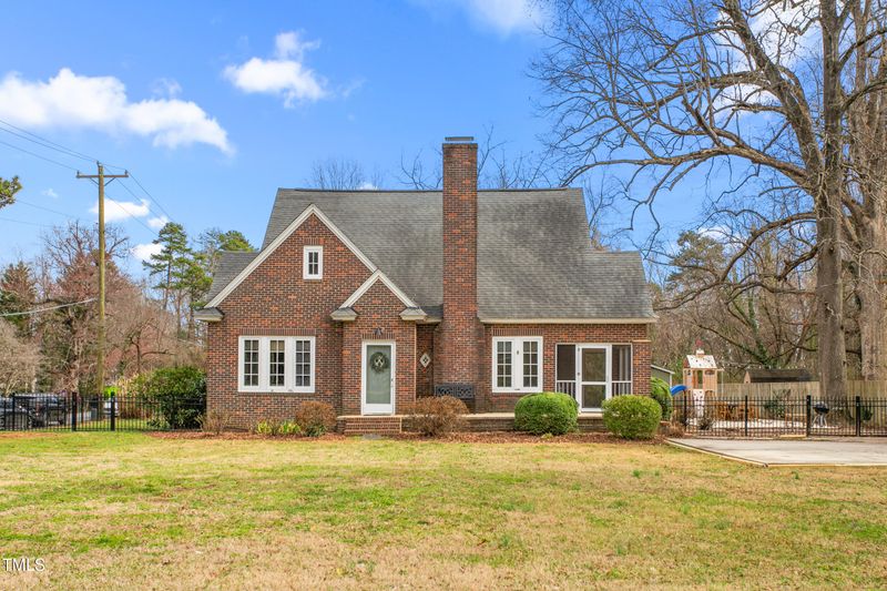 701 S Fifth St, Mebane, NC 27302
