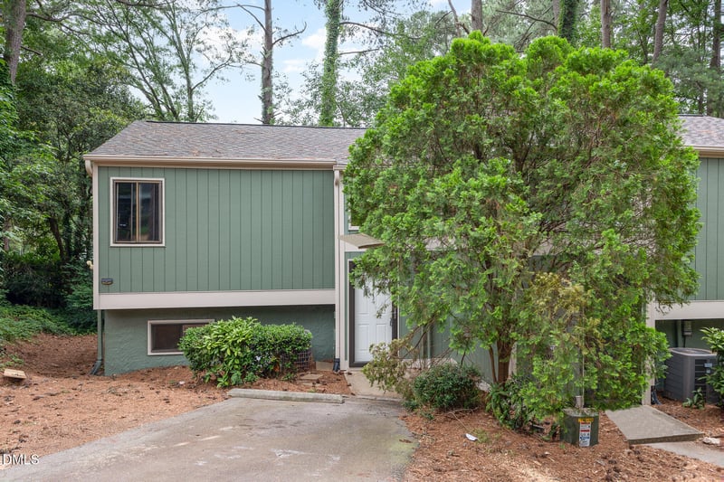 701 Godwin Ct, Raleigh, NC 27606