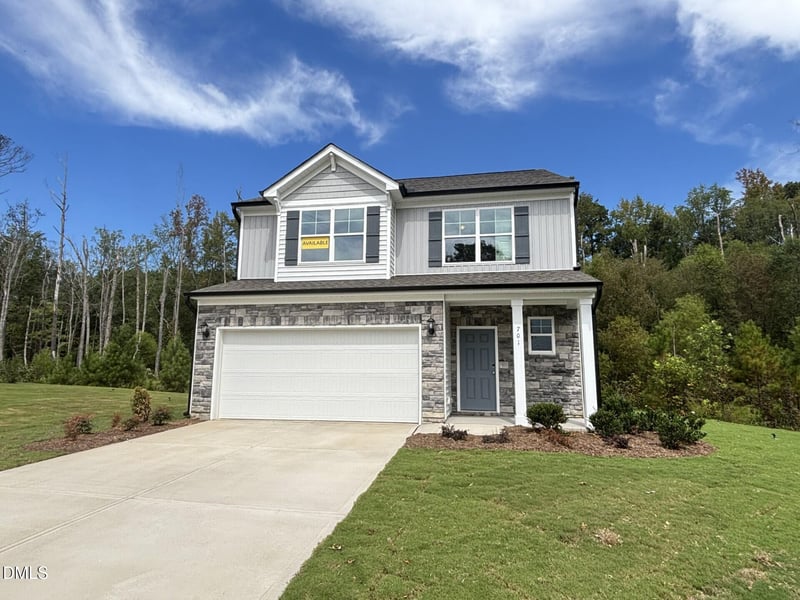 701 Highview Dr, Benson, NC 27504