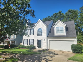 701 Holly Thorn, Holly Springs, NC 27540