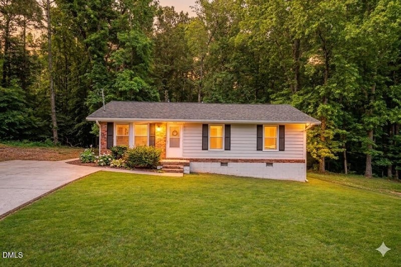 701 Justice Heights St, Apex, NC 27502