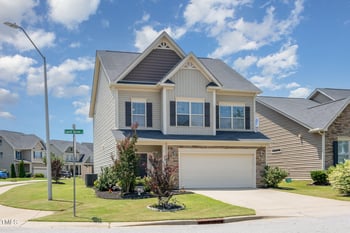 701 Laurel Spring Dr, Fuquay Varina, NC 27526