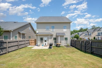 701 Laurel Spring Dr, Fuquay Varina, NC 27526