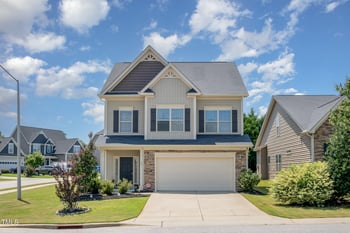 701 Laurel Spring Dr, Fuquay Varina, NC 27526