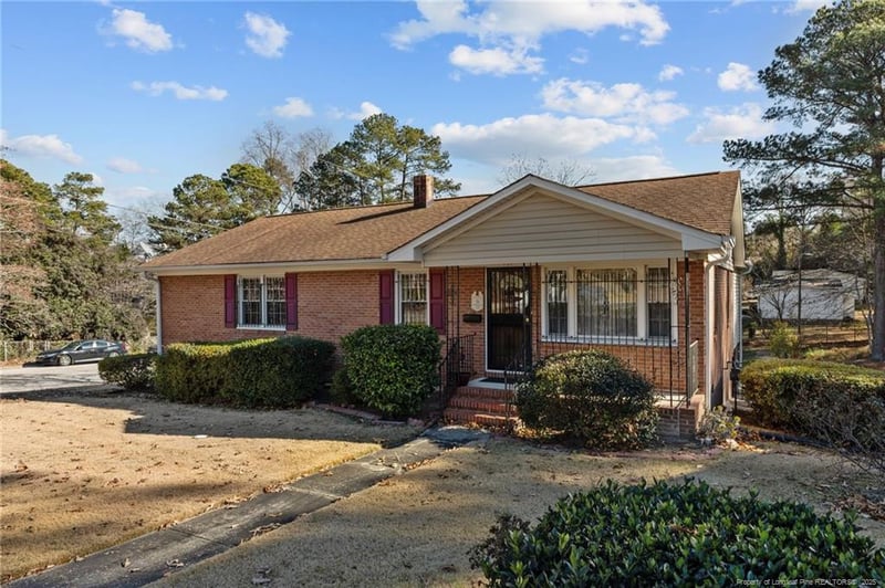 701 Mclamb Ave, Fayetteville, NC 28301