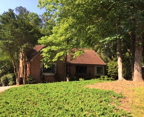 701 Northbrook Dr, Raleigh, NC 27609