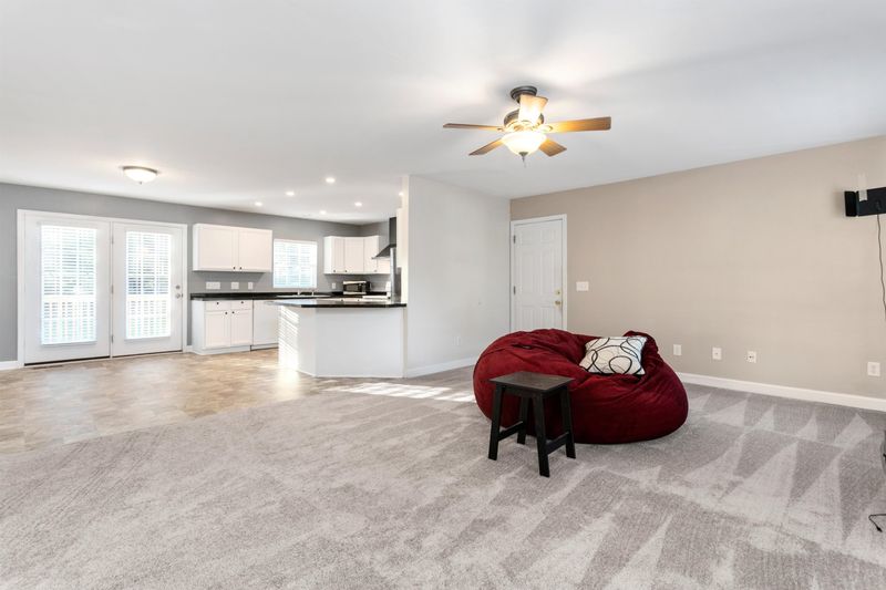 701 Old Farm Rd, Graham, NC 27253