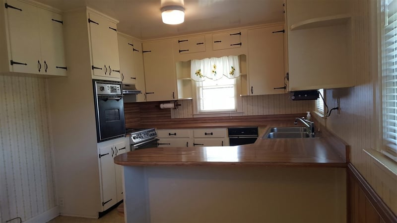 701 Old Post Rd, Erwin, NC 28334