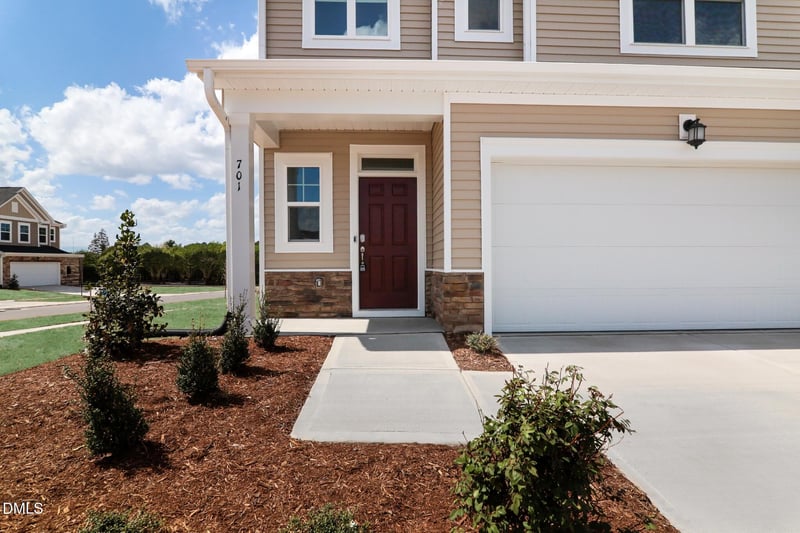 701 Painted Daisy Ln, Durham, NC 27703