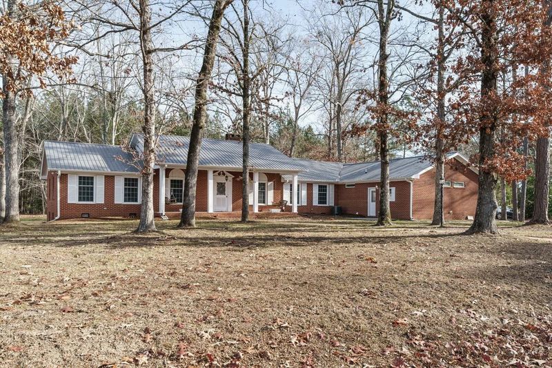 701 Pendergrass Rd, Sanford, NC 27330