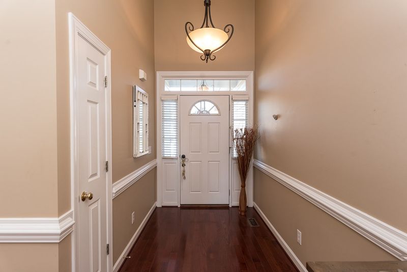 701 Powhatan Dr, Fuquay Varina, NC 27526