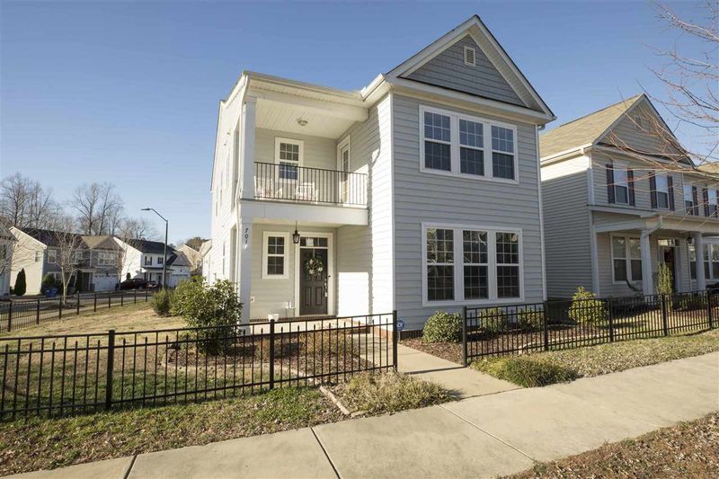 701 Resplendent Pl, Raleigh, NC 27603