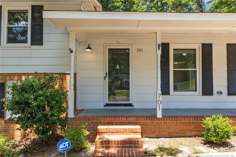 701 Rockwood Dr, Fayetteville, NC 28311