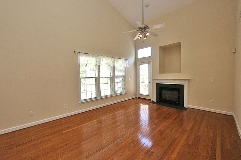 701 Saratoga Dr, Durham, NC 27704