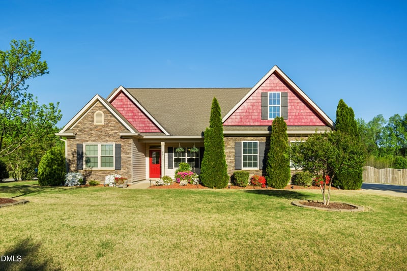 701 Spruce Meadows Ln, Willow Springs, NC 27592