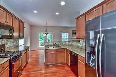701 Straywhite Ave, Apex, NC 27539