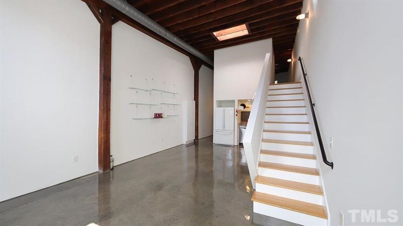 701 W Trinity Ave #106, Durham, NC 27701