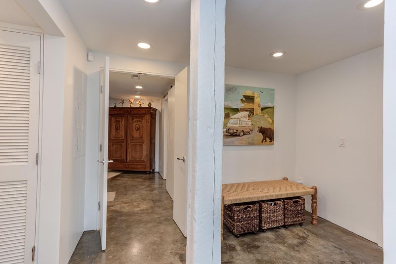 701 W Trinity Ave #108, Durham, NC 27701