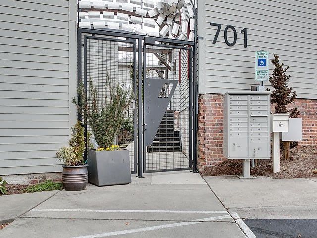 701 W Trinity Ave #113, Durham, NC 27701