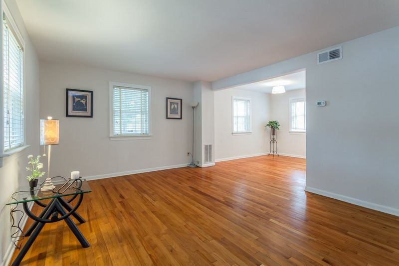 701 Wade Ave, Raleigh, NC 27605