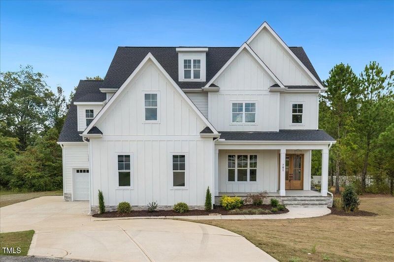 701 Wilshire View Ct, Holly Springs, NC 27540