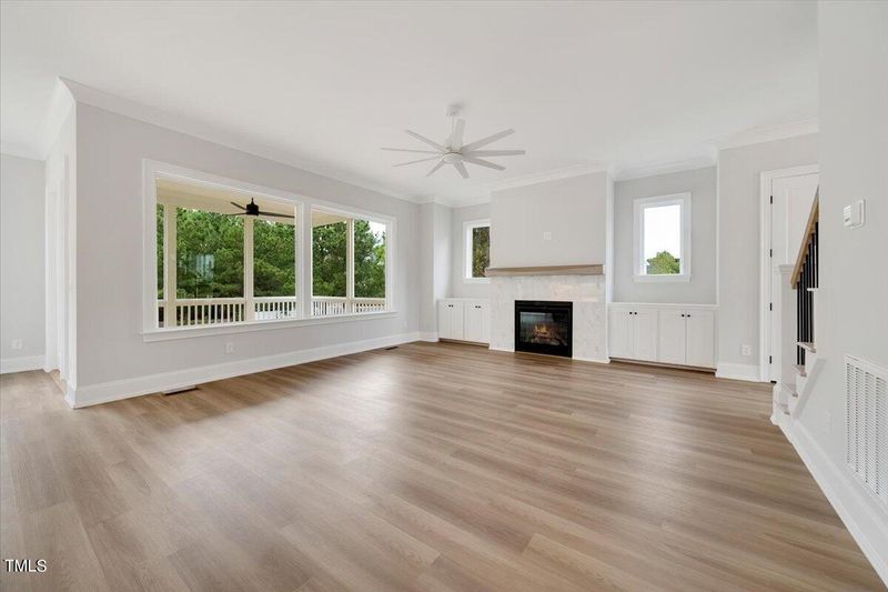 701 Wilshire View Ct, Holly Springs, NC 27540