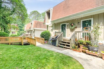 7010 Longstreet Dr #B, Raleigh, NC 27615