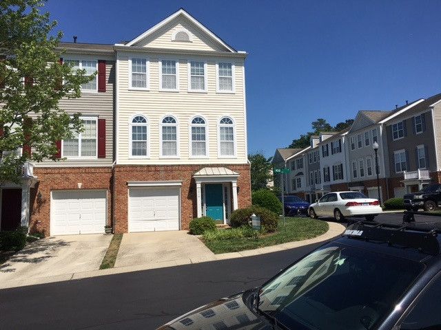7010 Mead Ln, Raleigh, NC 27613