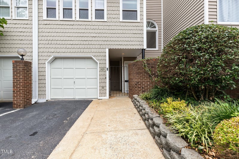 7010 Sandy Forks Rd #103, Raleigh, NC 27615