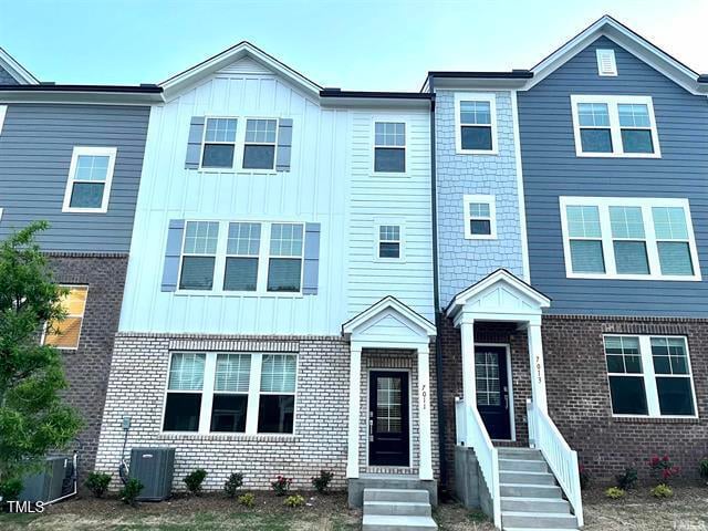 7011 Gentle Pine Pl, Raleigh, NC 27613