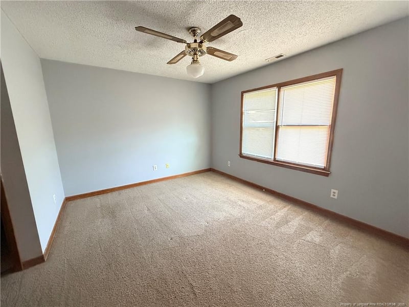 7011 Wright Ct, Fayetteville, NC 28314