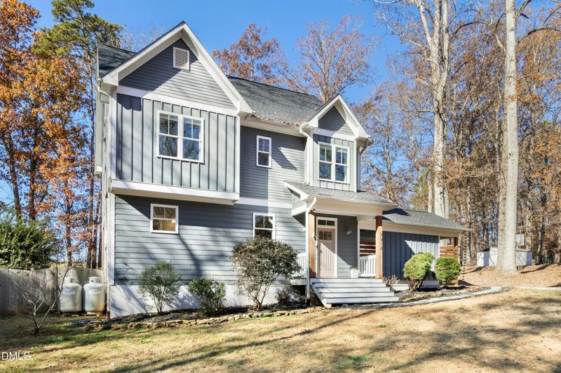 7012 Cedric Dr, Raleigh, NC 27603