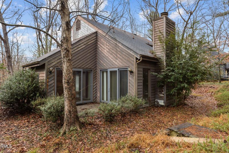 7012 Falconbridge Rd, Chapel Hill, NC 27517