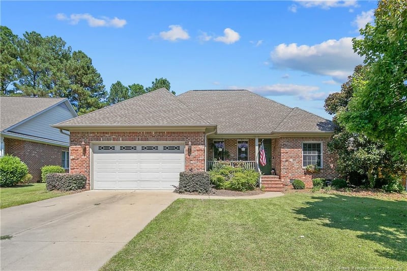 7012 Pitcairn Dr, Fayetteville, NC 28306