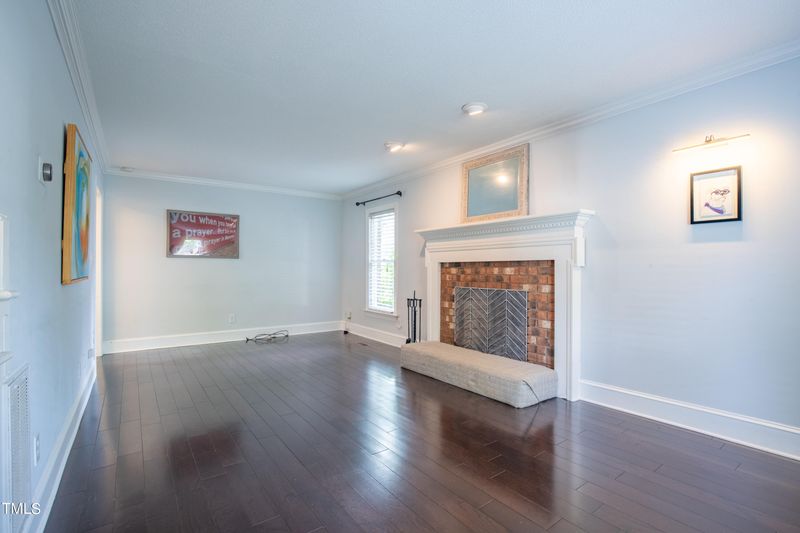 7012 Sandringham Dr, Raleigh, NC 27613