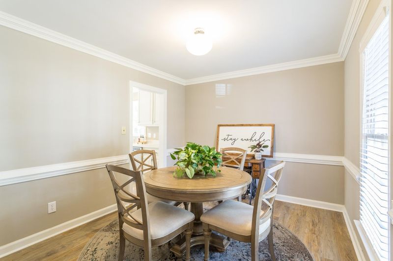7013 Sandringham Dr, Raleigh, NC 27613
