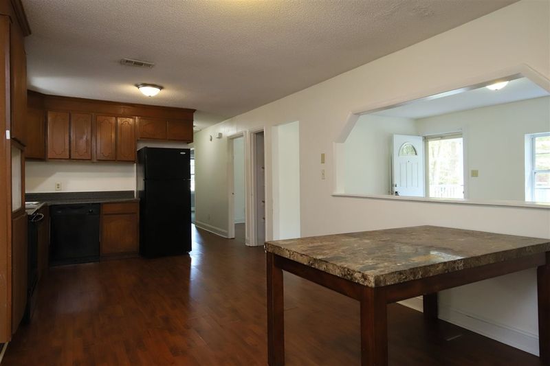 7014 Sorrell Ln, Raleigh, NC 27603