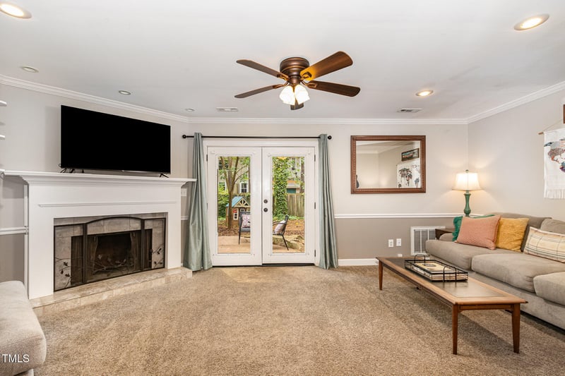 7015 Staghorn Ln, Raleigh, NC 27615