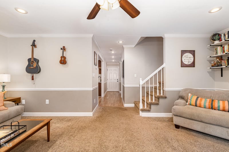 7015 Staghorn Ln, Raleigh, NC 27615