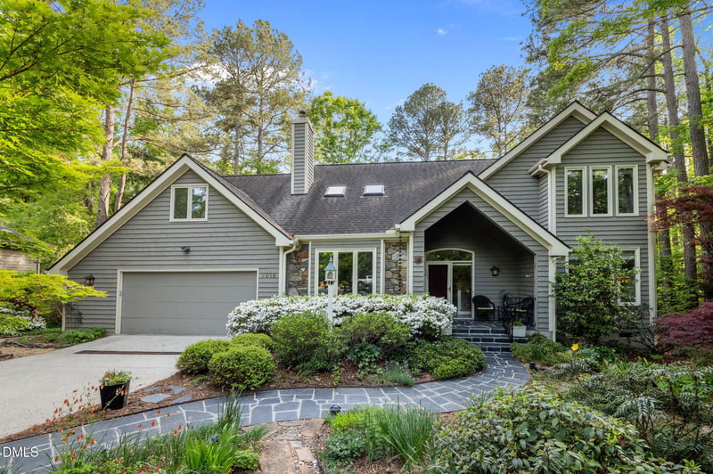 7019 Knotty Pine Dr, Chapel Hill, NC 27517
