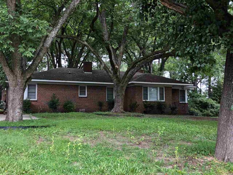 702 - 704 3rd St S, Lillington, NC 27546