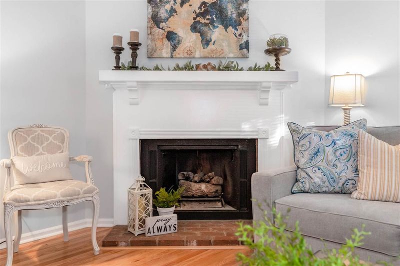 702 Benchmark Dr, Raleigh, NC 27615