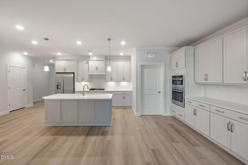 702 Blackpool Dr, Durham, NC 27703