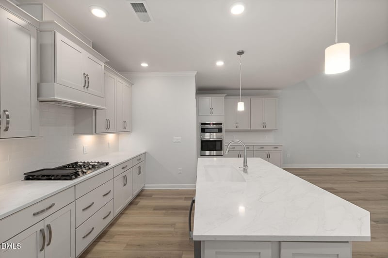 702 Blackpool Dr, Durham, NC 27703