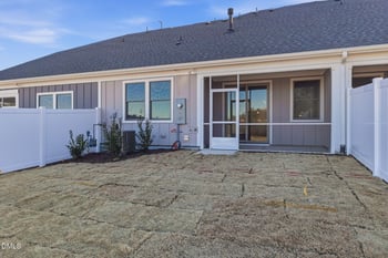 702 Blackpool Dr, Durham, NC 27703