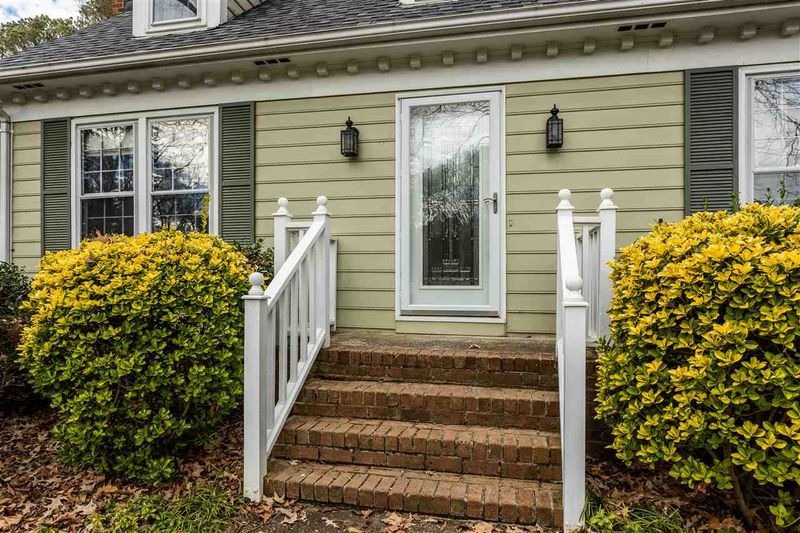 702 Buckingham Rd, Garner, NC 27529