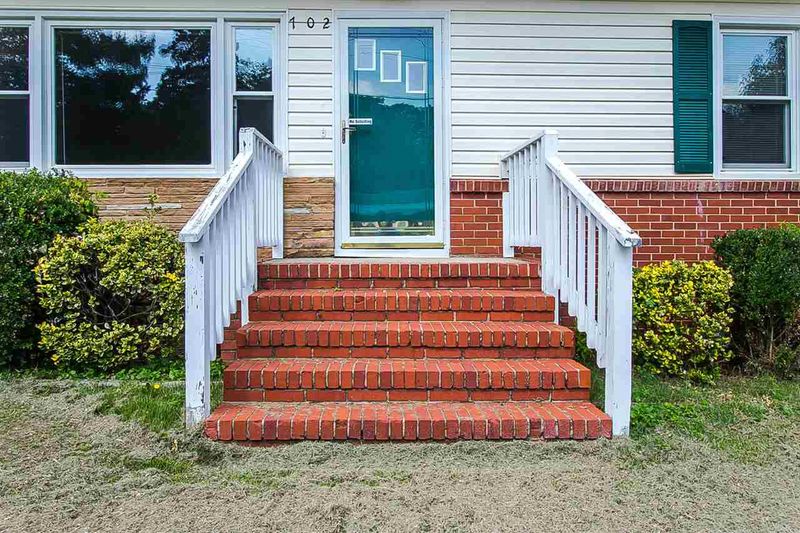 702 Butler Dr, Garner, NC 27529