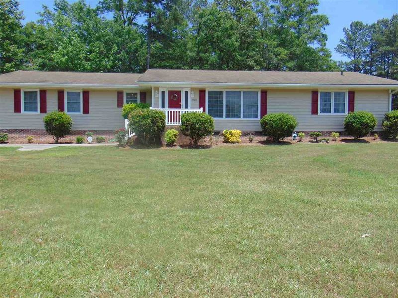 702 N Crescent Dr, Creedmoor, NC 27522