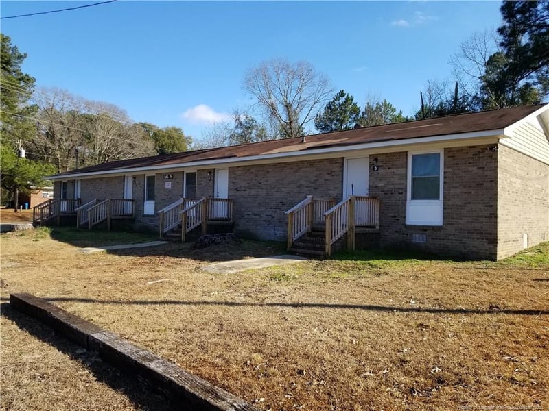 702 Dashland Dr, Fayetteville, NC 28303